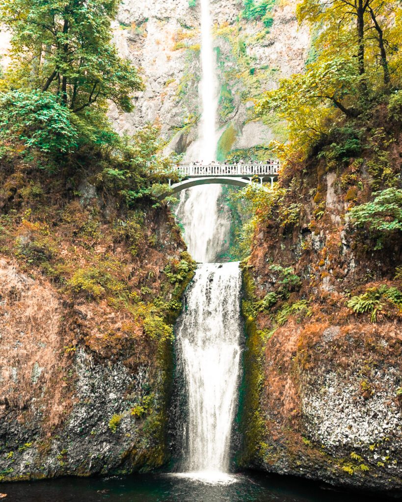 Oregon 7-days road trip Waterfalls Oregon Multnomah Falls