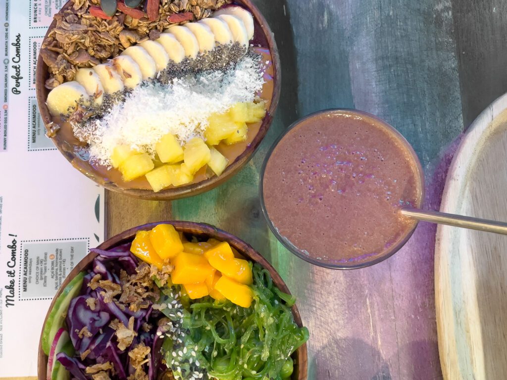 Acai and you cafe Paris salad bowl smoothie acaibowl health glutenfree